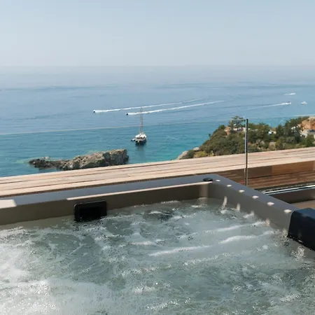 Folie Marine & Club Hotel Jal