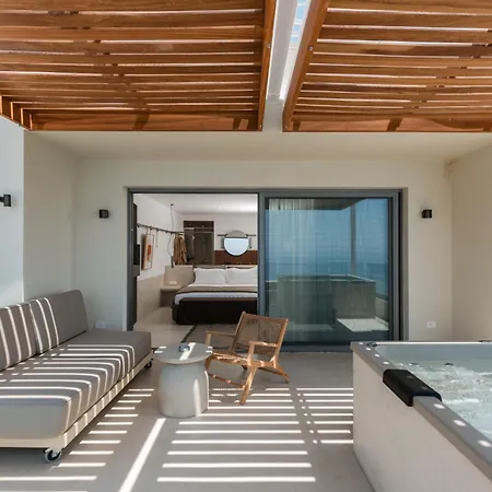 Folie Marine Club 5* Jal