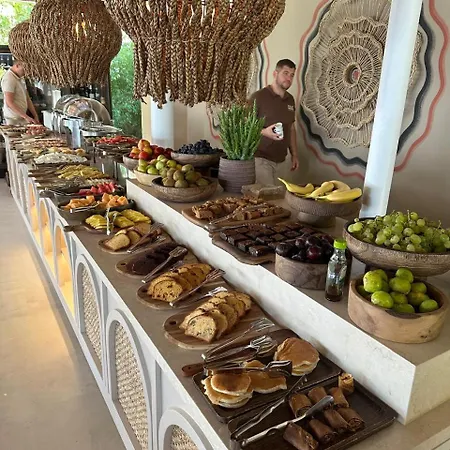 Hotel Folie Marine & Club