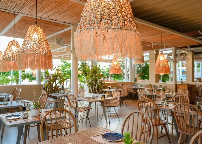 Folie Marine & Club Отель 5*