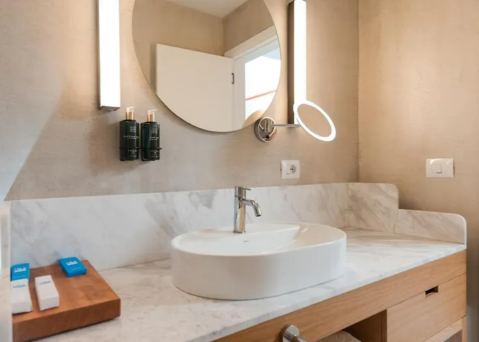 Отель Folie Marine & Club 5*