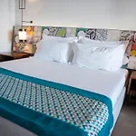 Folie Marine & Club Hotel
