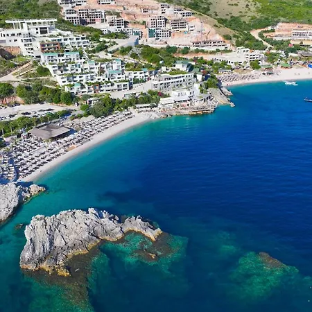 Folie Marine & Club Hotel 5*
