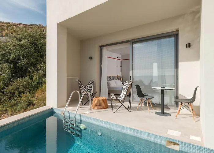 Hotel Folie Marine Hotel&beach Club 5*